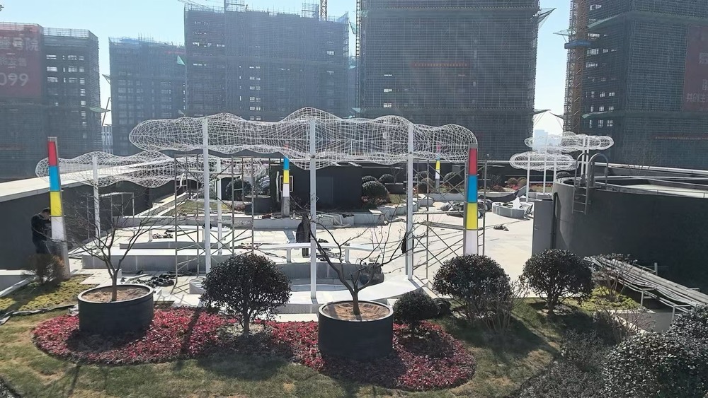 扬州-编织云雕塑-姚