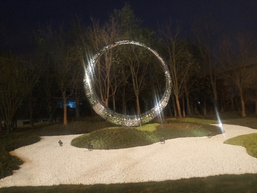 扬州江都镂空圆环发光